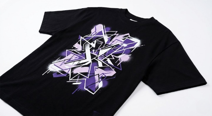 Camiseta Graphic Print - Hi leveling